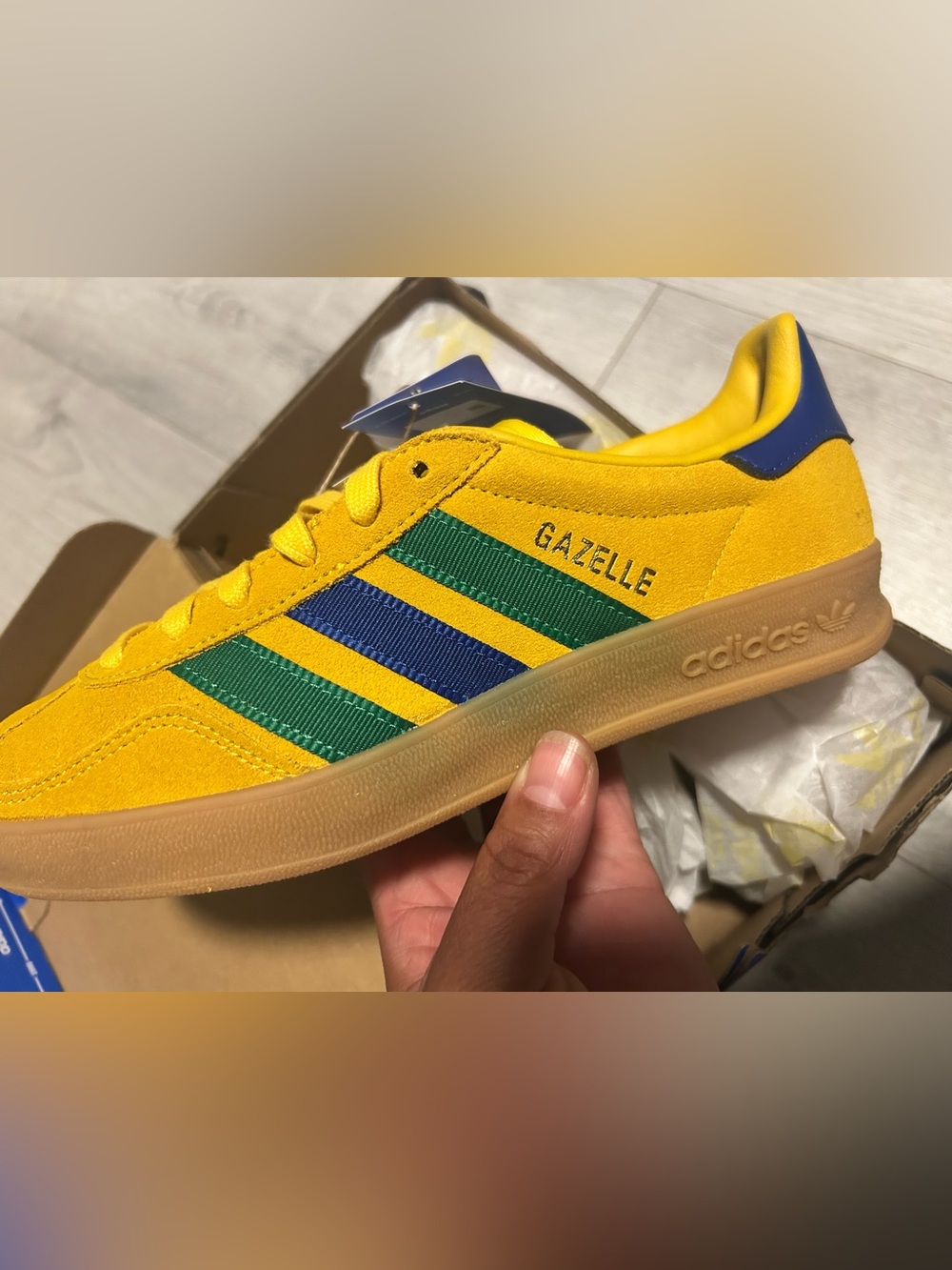 Adidas (FIFA) Gazelle Sneakers - Youth or Women